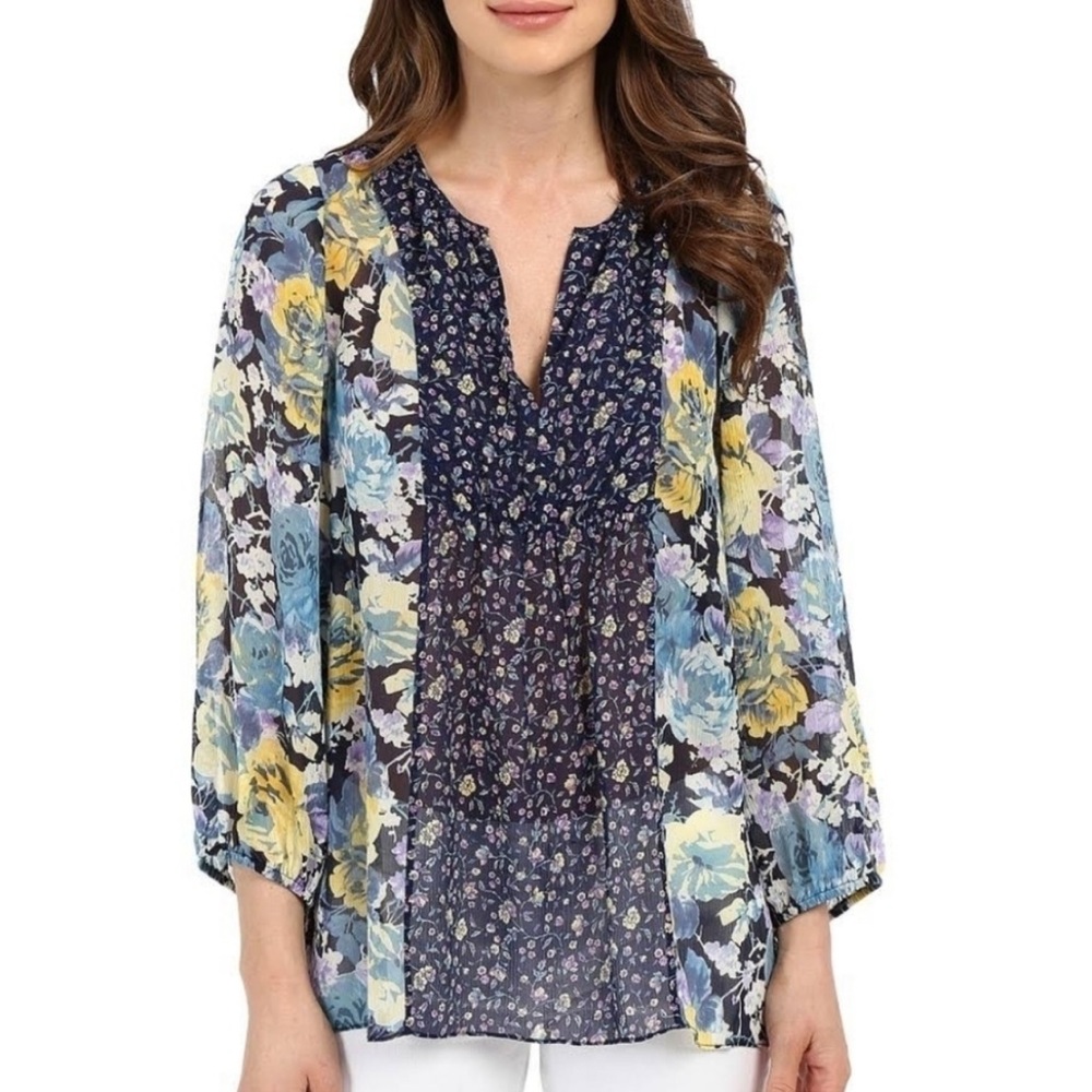 Joie Thistle 100% silk Bohemian floral top in blue size small